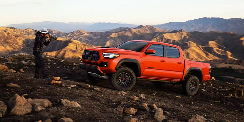 Royal Moore Toyota in Hillsboro OR