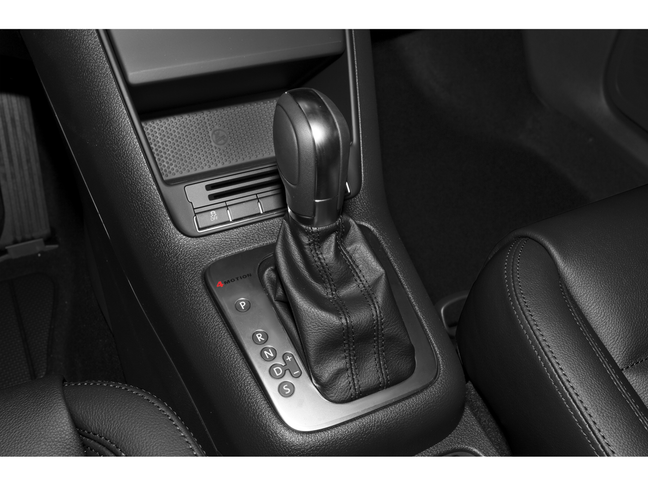 2015 Volkswagen Tiguan S 4Motion