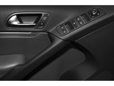 2015 Volkswagen Tiguan S 4Motion