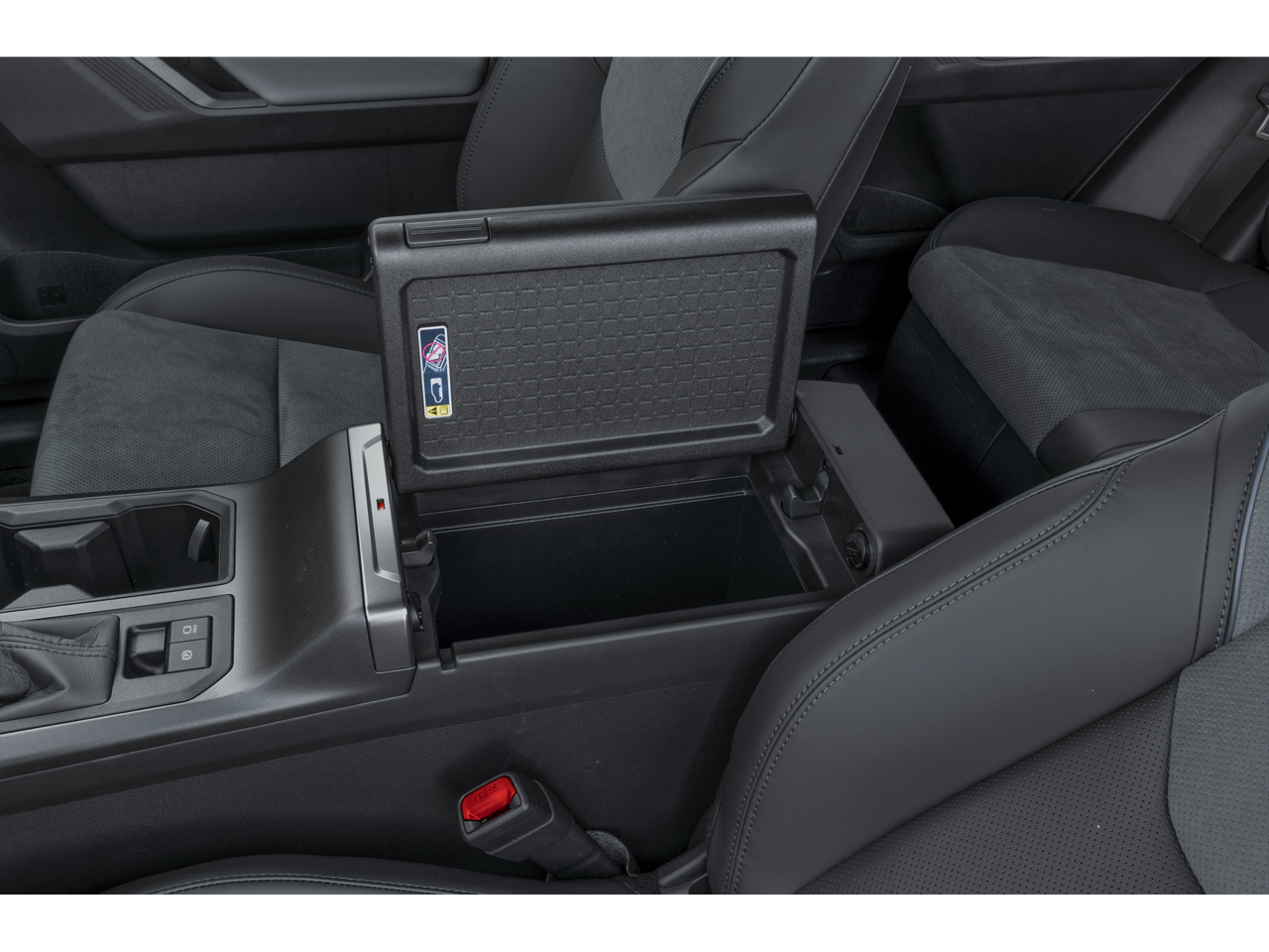 2026 Toyota RAV4 XSE D