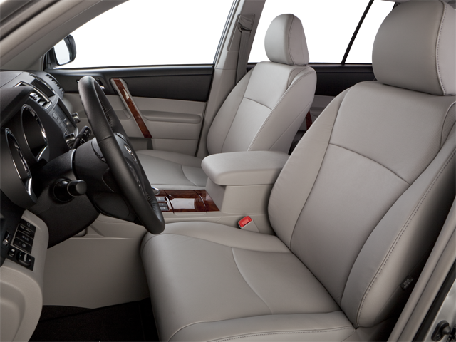 2013 Toyota Highlander Base