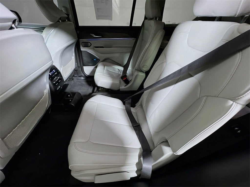 2021 Jeep Grand Cherokee L Overland 4x4