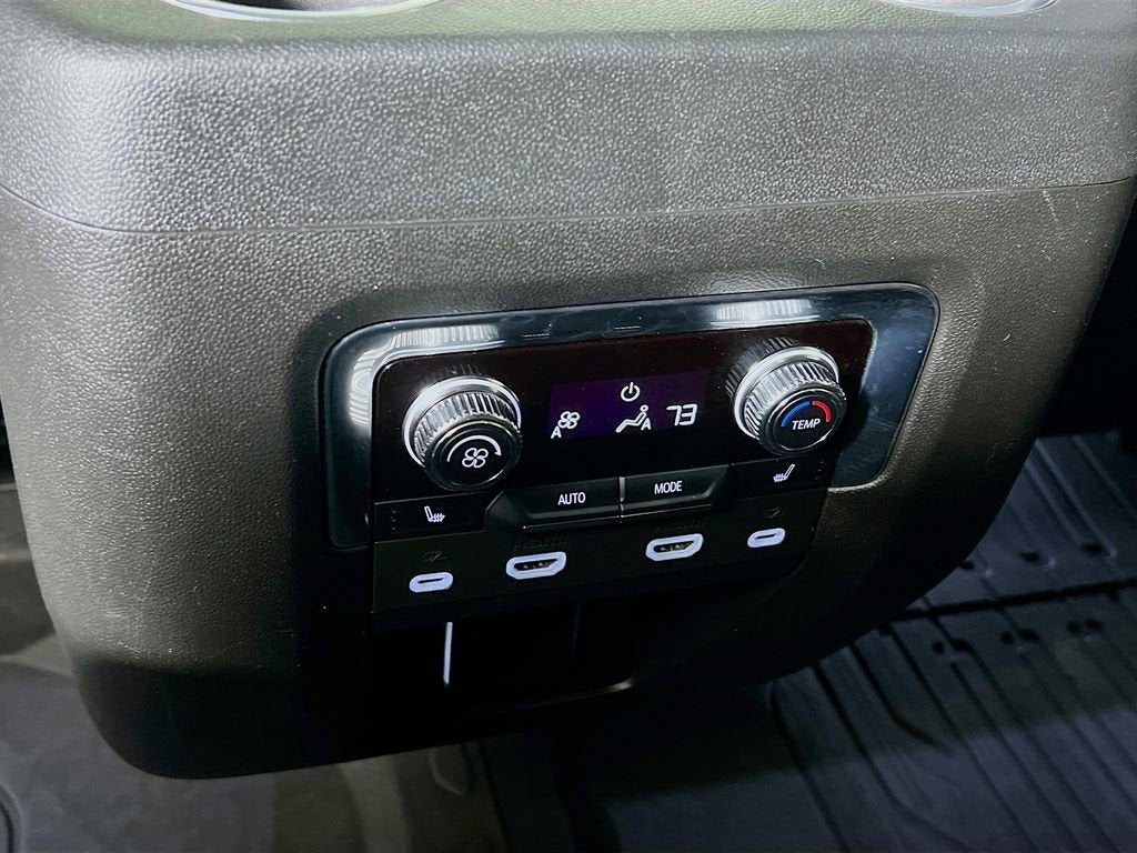 2024 GMC Yukon XL Denali Ultimate