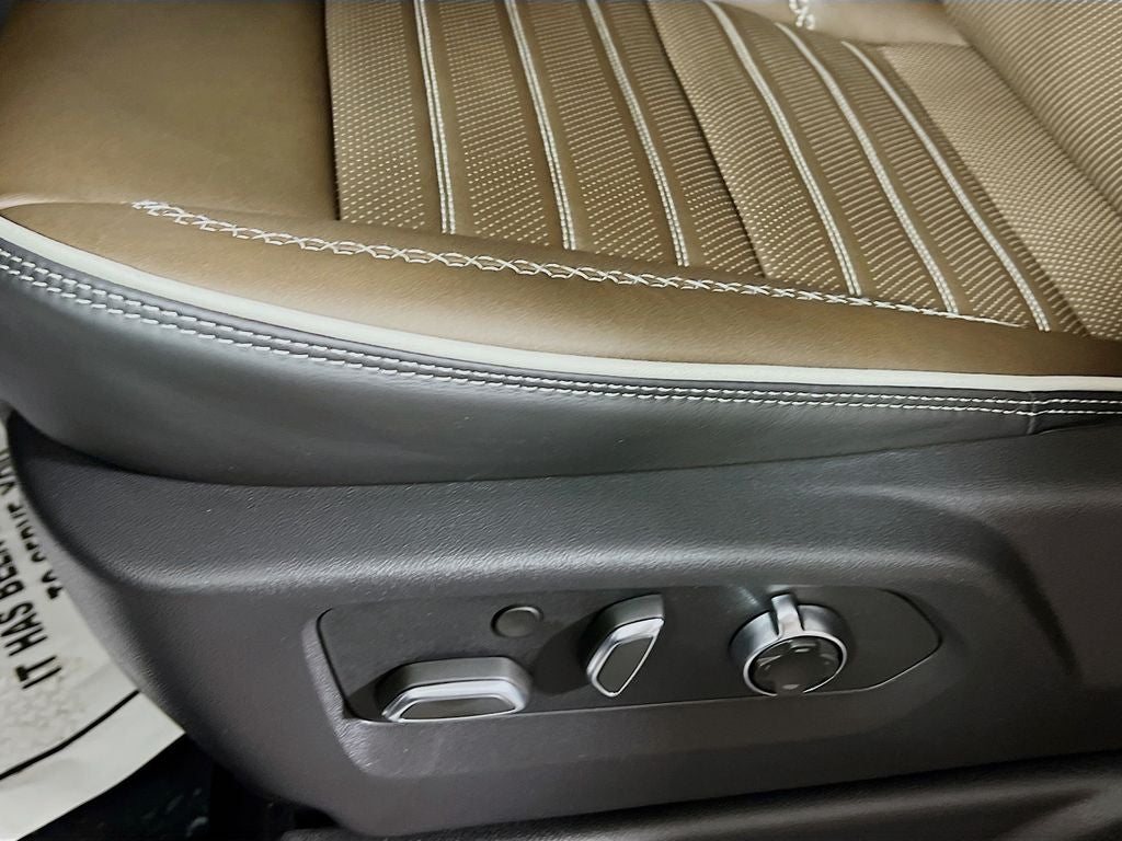 2025 GMC Yukon XL Denali Ultimate