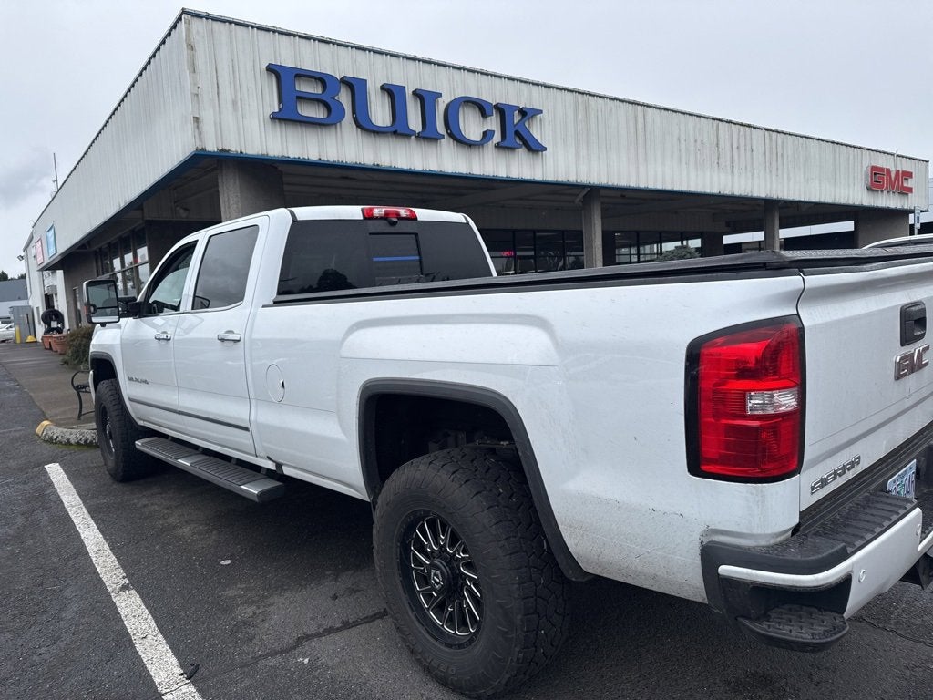2017 GMC Sierra 3500 HD Denali