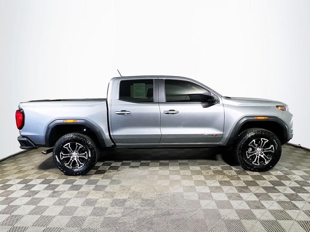 2025 GMC Canyon AT4