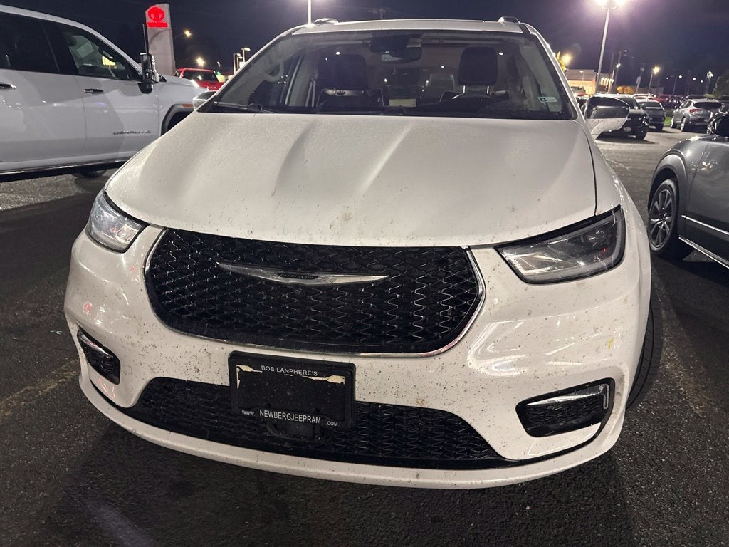 2022 Chrysler Pacifica Limited AWD