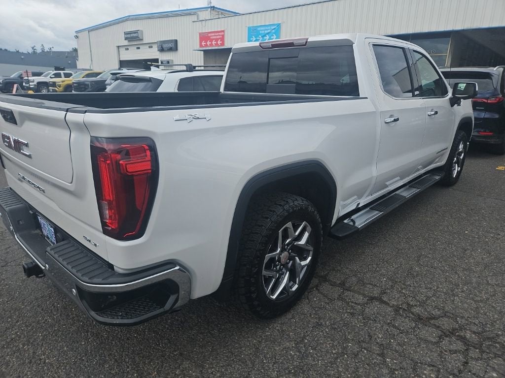 2025 GMC Sierra 1500 SLT
