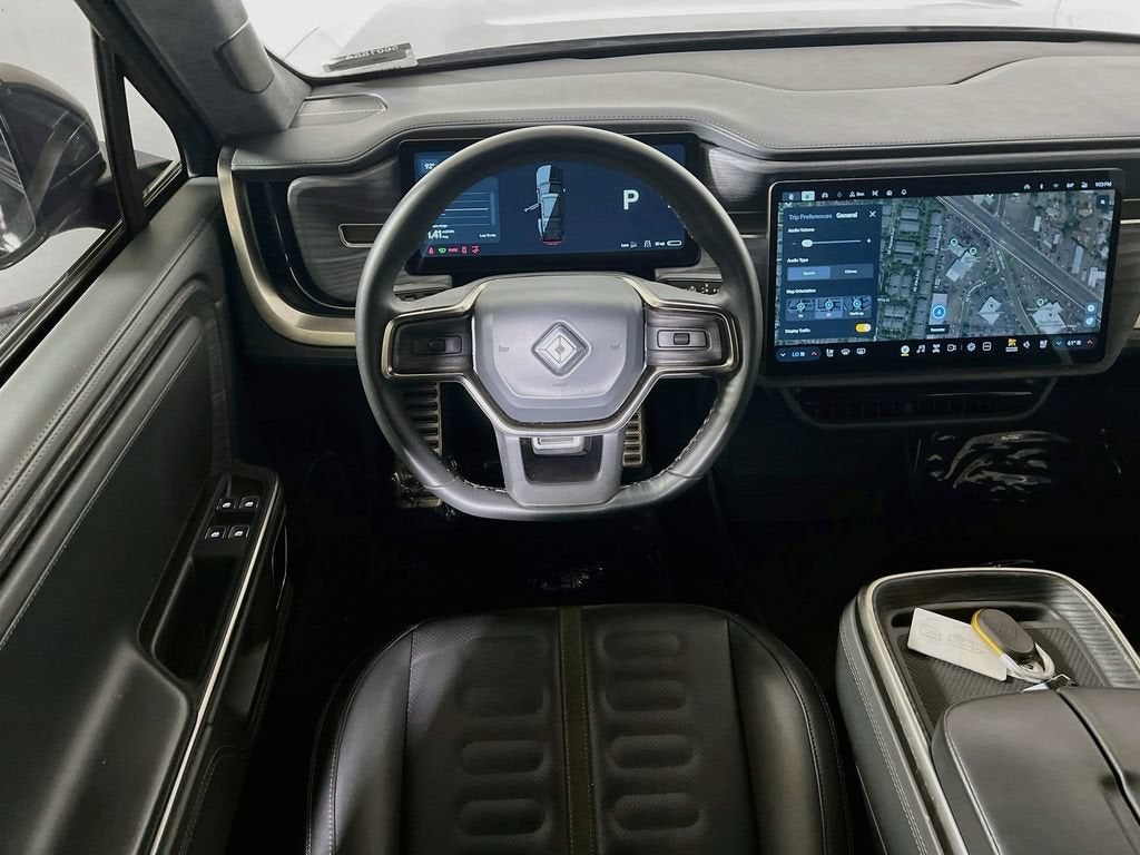 2023 RIVIAN R1S Adventure