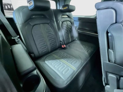 2023 RIVIAN R1S Adventure