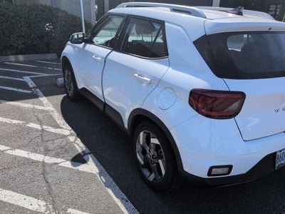 2021 Hyundai Venue SEL