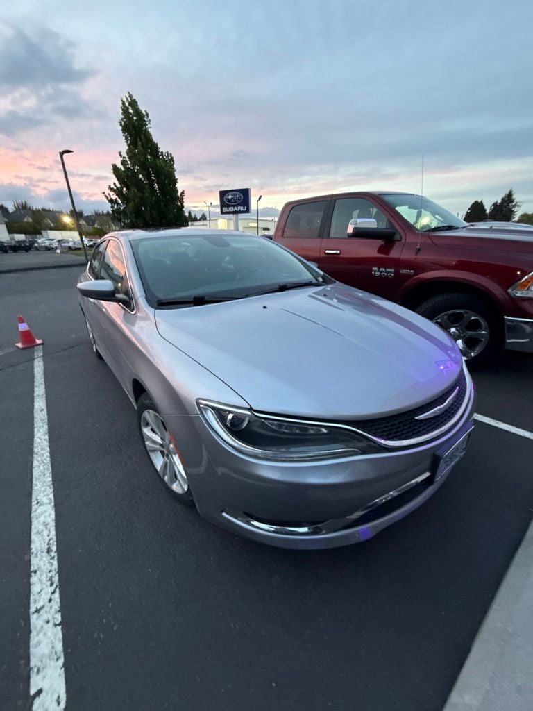 2016 Chrysler 200 Limited