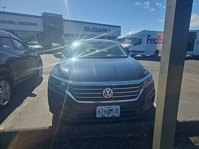 2020 Volkswagen Passat 2.0T SE