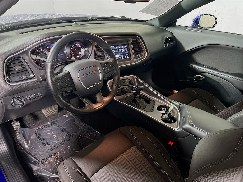 2021 Dodge Challenger SXT