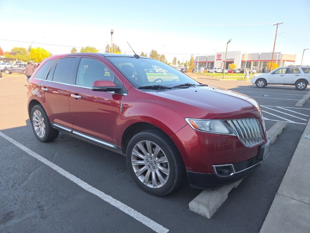 2014 Lincoln MKX Base