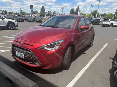 2020 Toyota Yaris XLE