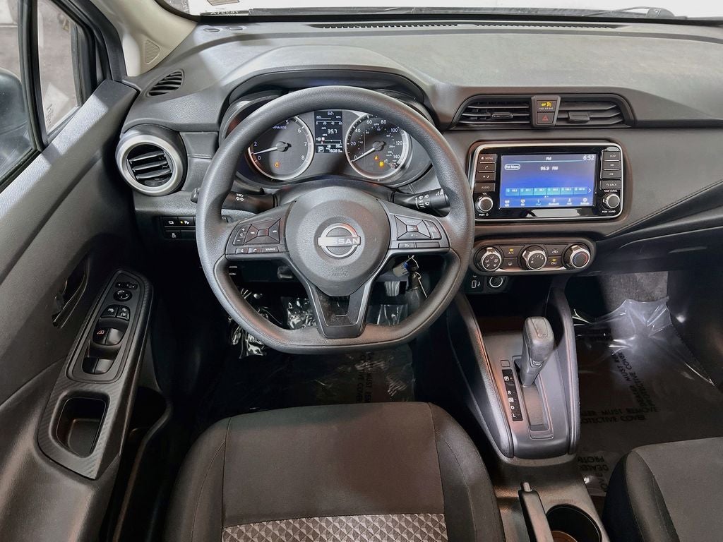 2023 Nissan Versa 1.6 S