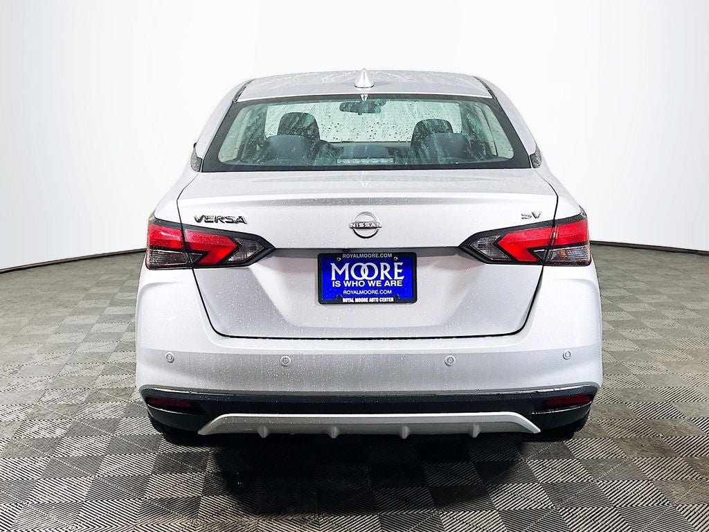 2024 Nissan Versa 1.6 SV