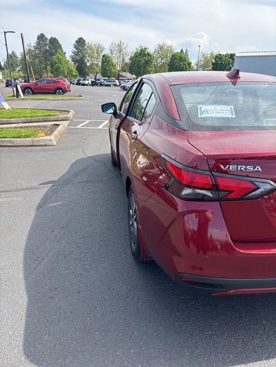 2025 Nissan Versa 1.6 SV