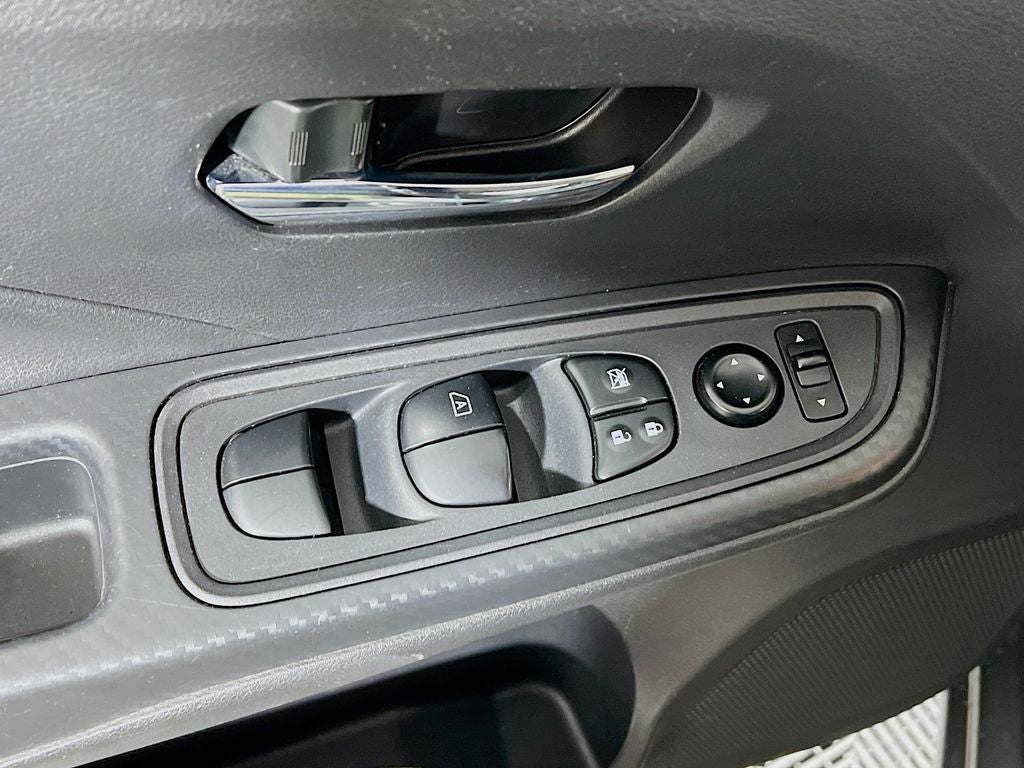 2024 Nissan Versa 1.6 SV