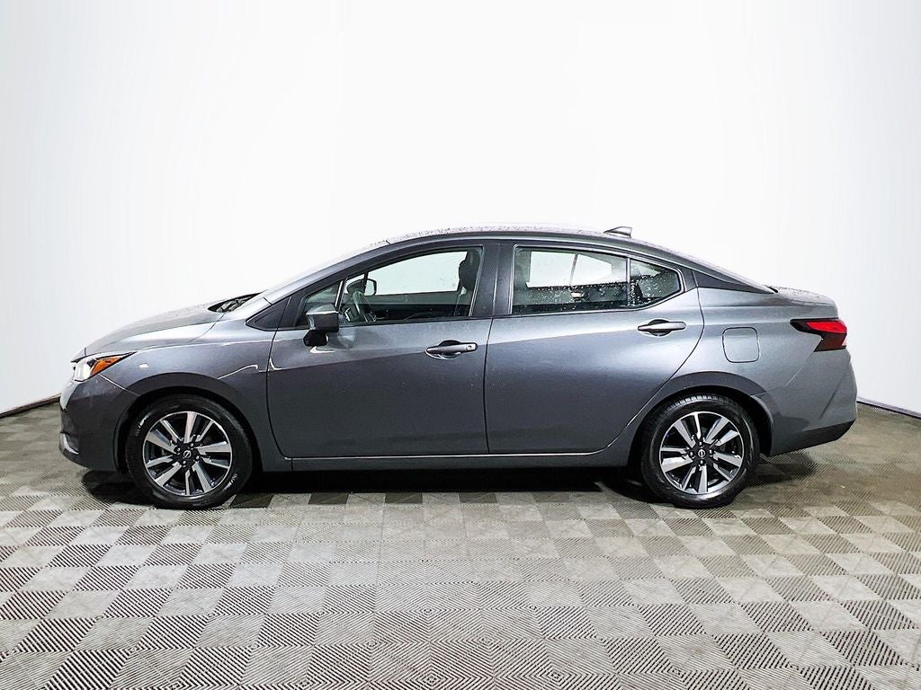 2024 Nissan Versa 1.6 SV