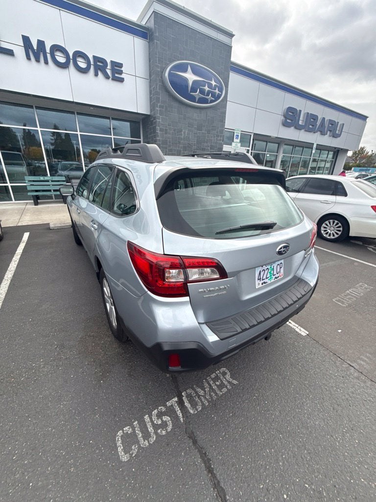 2019 Subaru Outback 2.5i