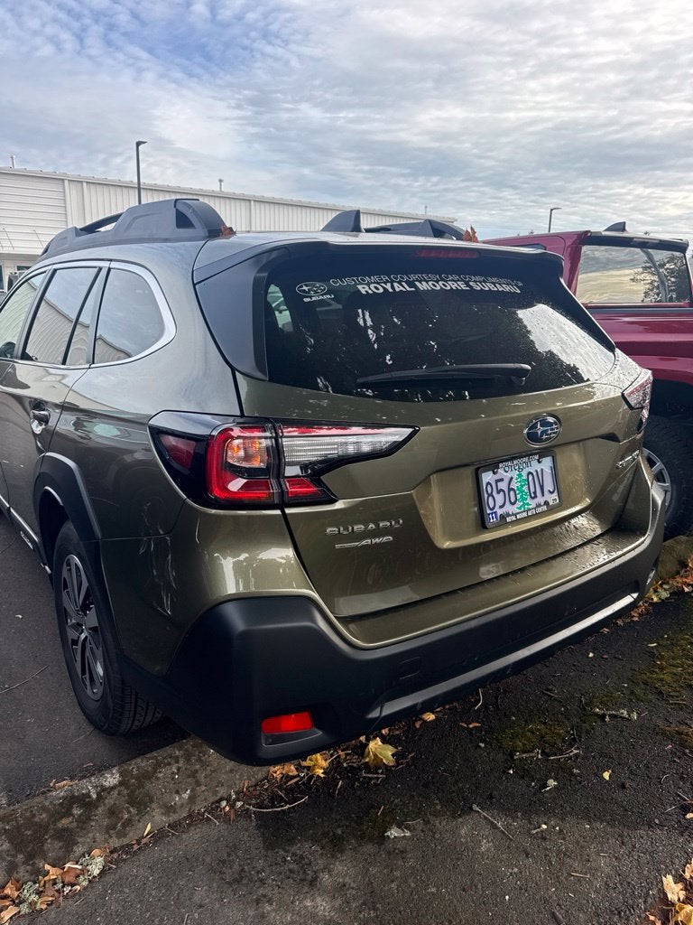 2025 Subaru Outback Premium