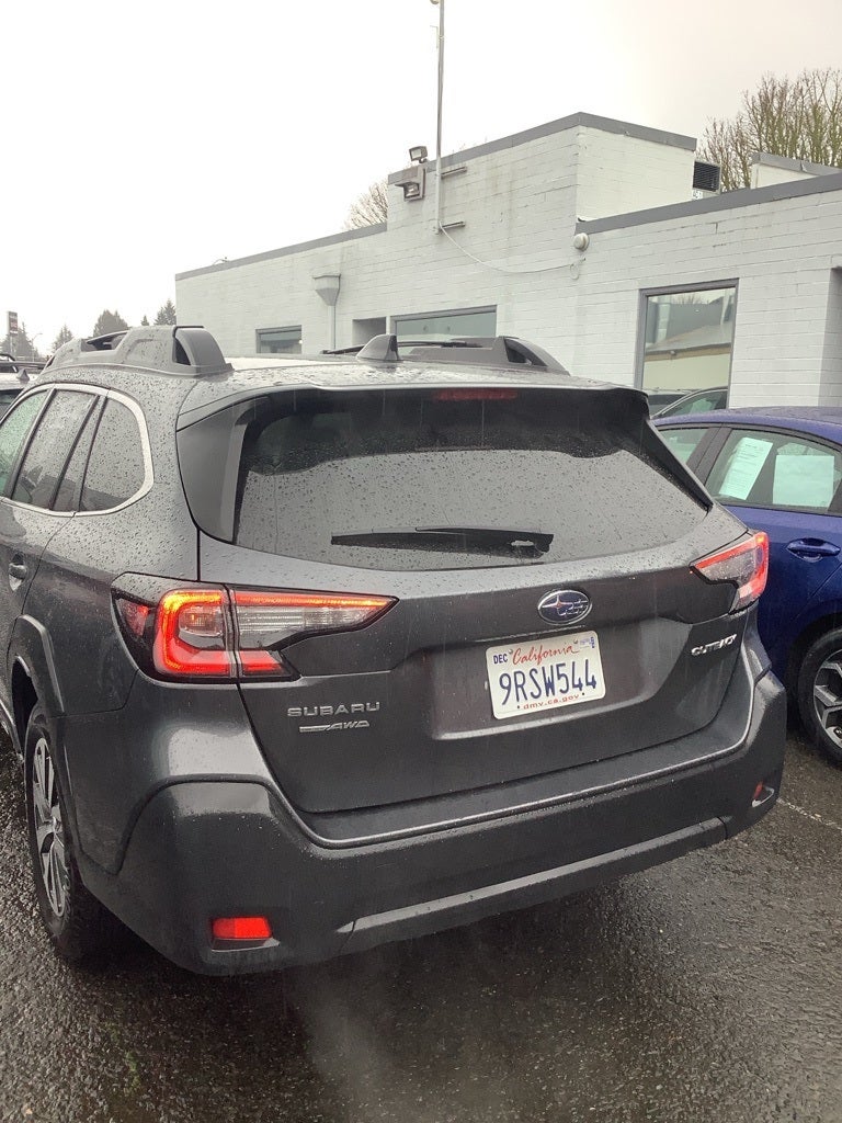 2025 Subaru Outback Premium
