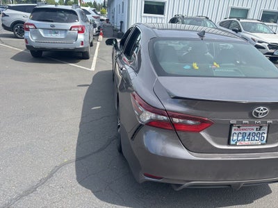 2022 Toyota Camry SE