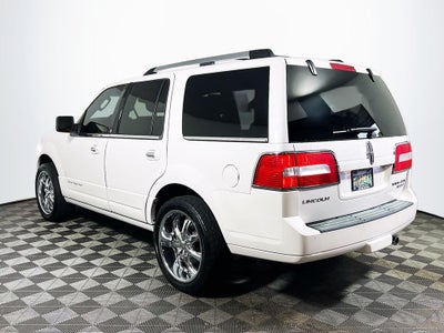 2011 Lincoln Navigator Base