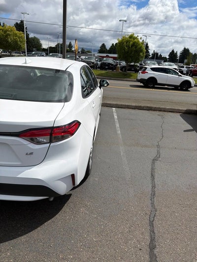 2022 Toyota Corolla LE