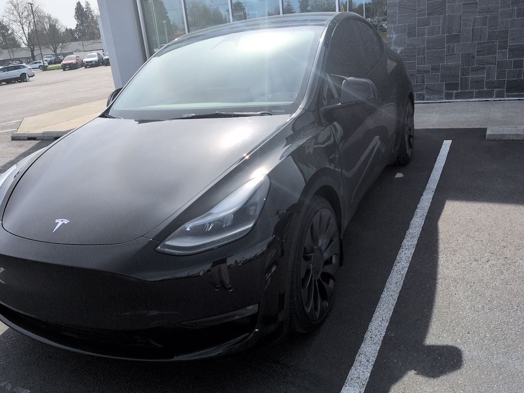 2023 Tesla Model Y Performance