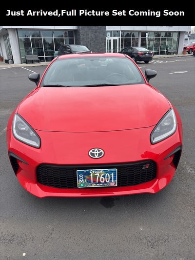 2024 Toyota GR86 Premium