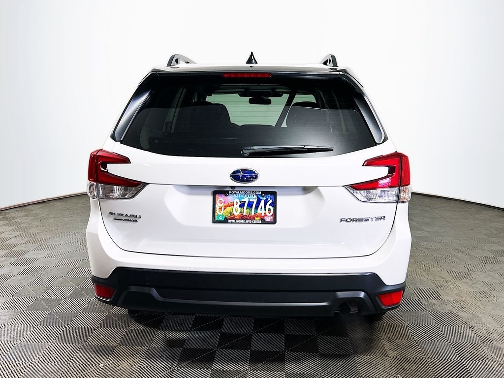 2024 Subaru Forester Premium
