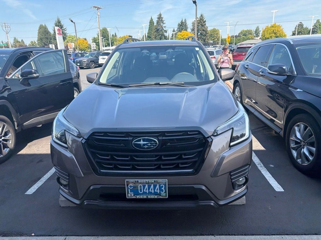 2023 Subaru Forester Premium