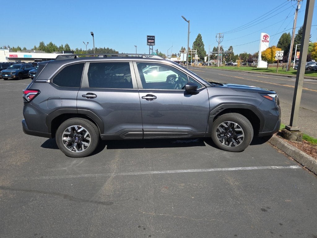2025 Subaru Forester Premium