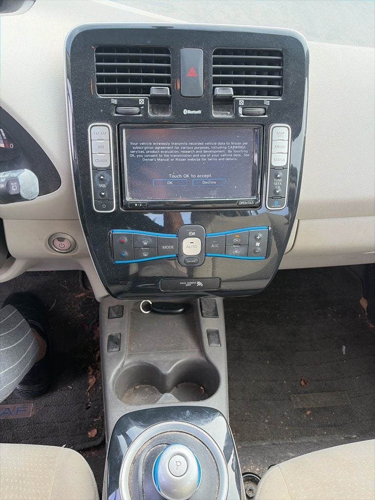 2011 Nissan Leaf SL