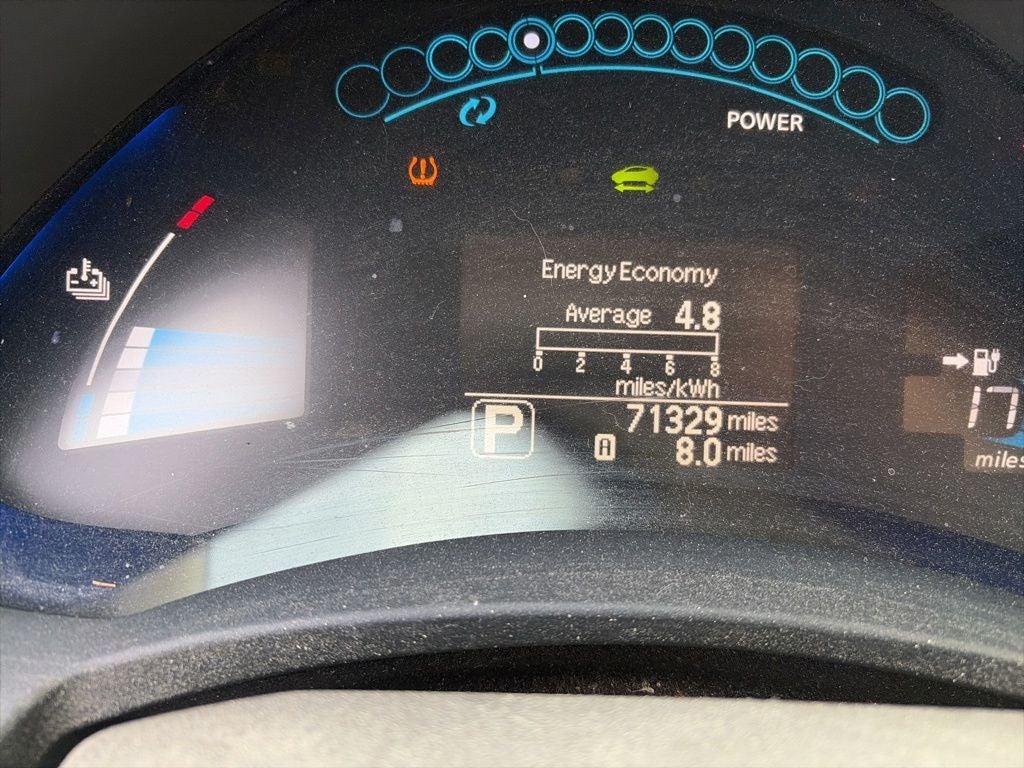 2011 Nissan Leaf SL