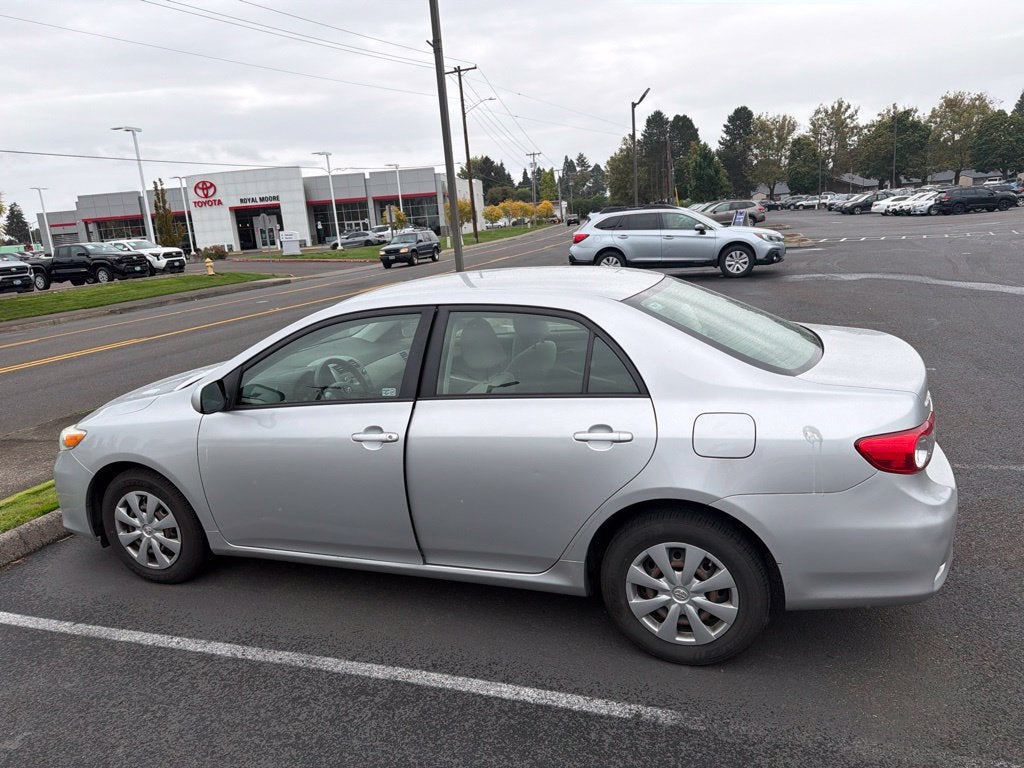 2011 Toyota Corolla LE