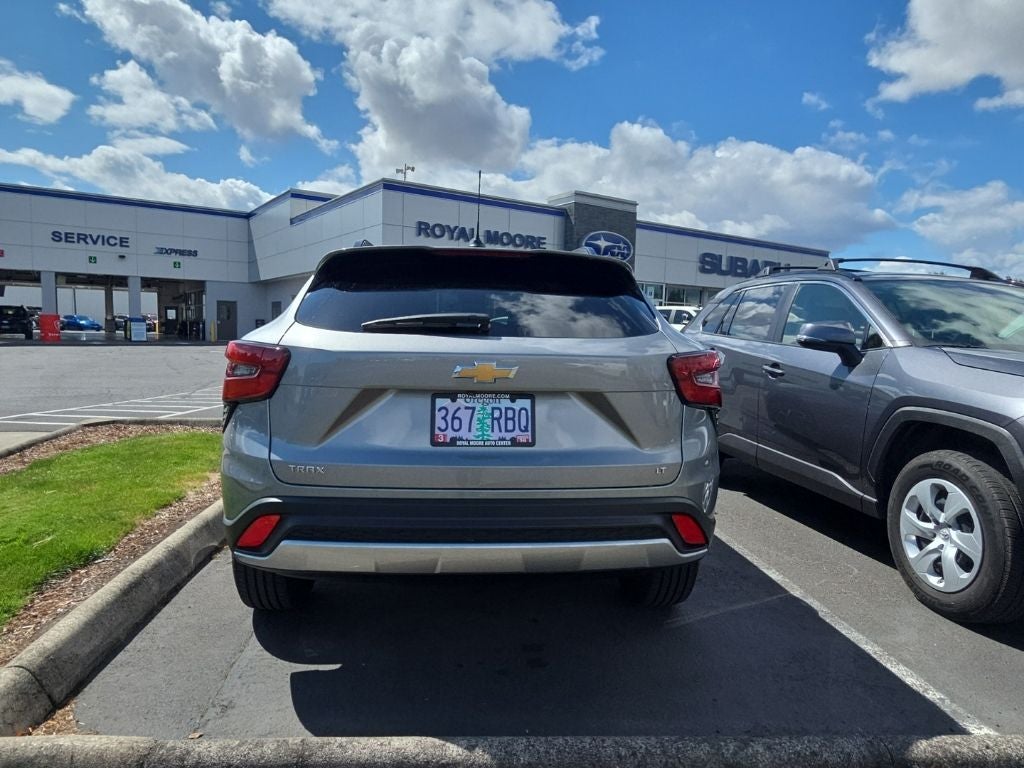 2024 Chevrolet Trax LT