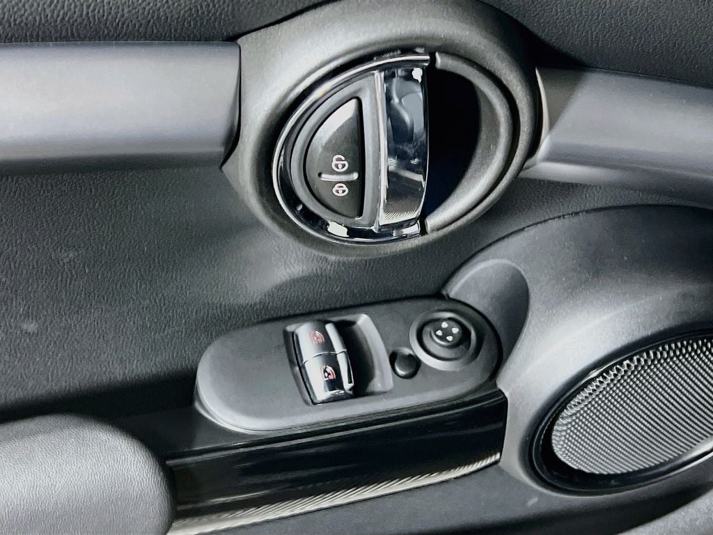 2022 MINI Cooper S Signature