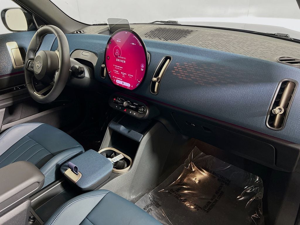 2025 MINI Cooper Countryman Iconic