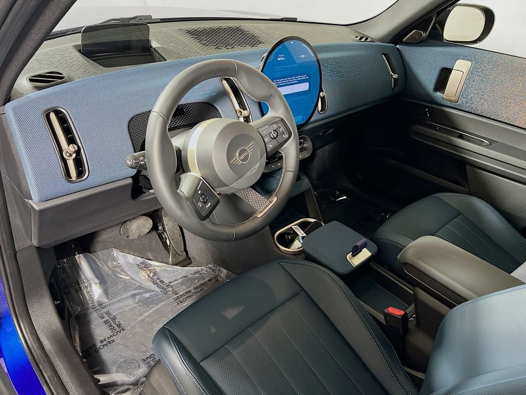 2025 MINI Cooper Countryman Iconic