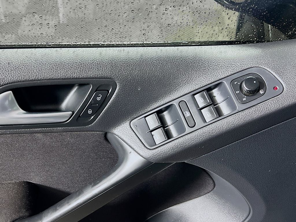 2015 Volkswagen Tiguan S 4Motion