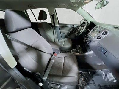 2015 Volkswagen Tiguan S 4Motion