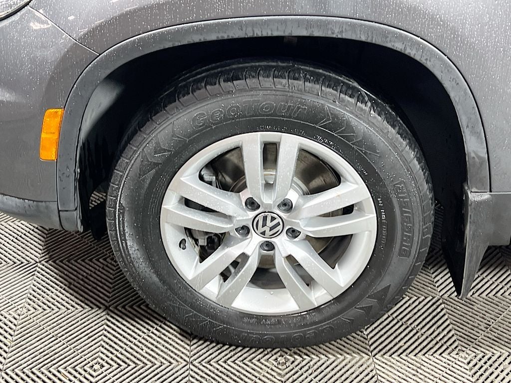 2015 Volkswagen Tiguan S 4Motion