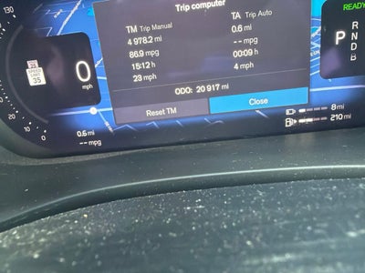 2023 Volvo XC60 Recharge Plug-In Hybrid T8 Plus Bright Theme