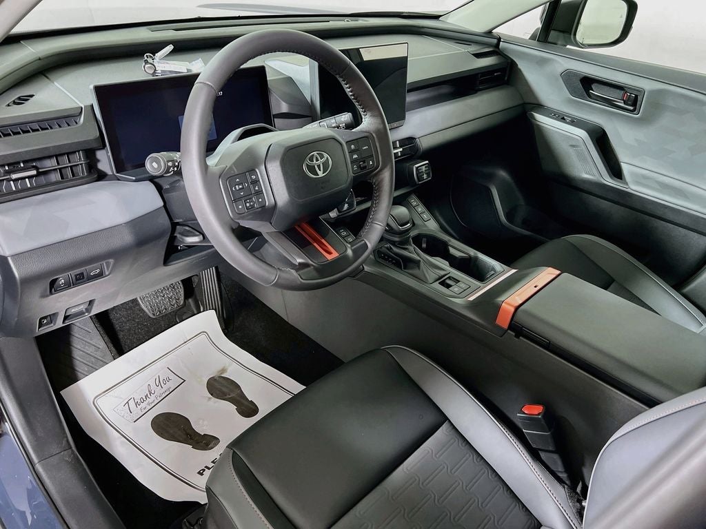 2026 Toyota RAV4 Woodland S