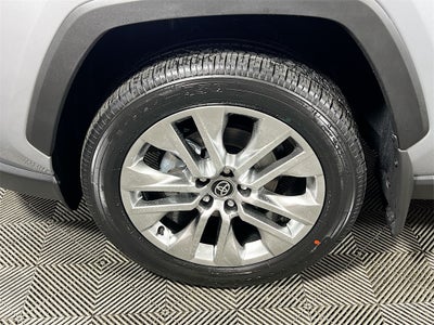 2025 Toyota RAV4 XLE Premium