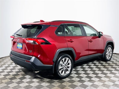 2025 Toyota RAV4 XLE Premium